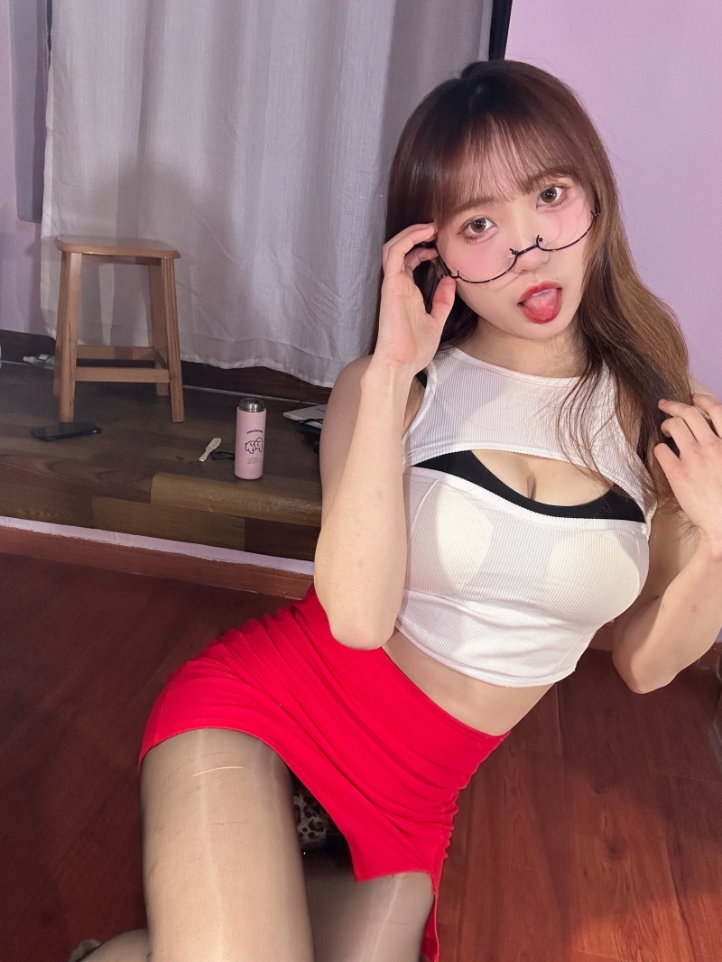 B站主播 盐盐子 85039 提督视图【161P-51V7.36GB】 B站主播 盐盐子 85039 提督视图【161P-51V7.36GB】