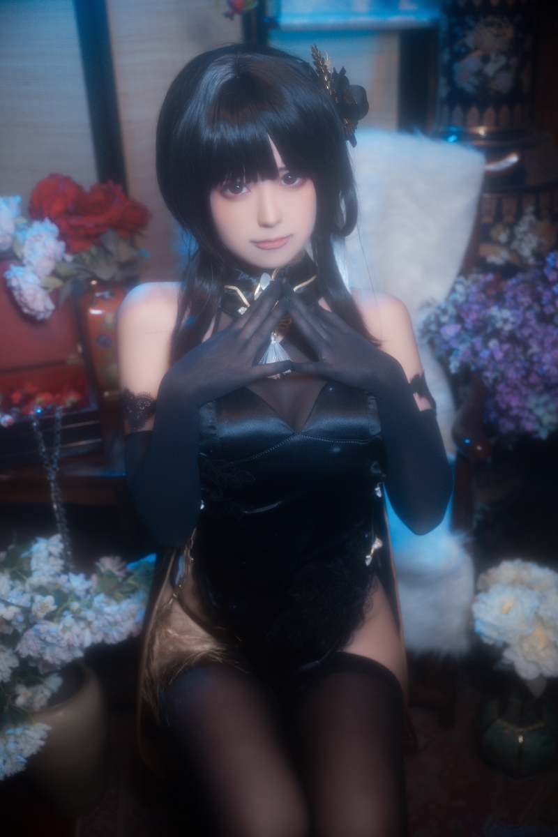 Quan冉有点饿 镇海旗袍【44P-975MB】 Quan冉有点饿 镇海旗袍【44P-975MB】