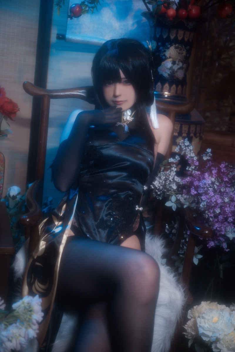 Quan冉有点饿 镇海旗袍【44P-975MB】 Quan冉有点饿 镇海旗袍【44P-975MB】