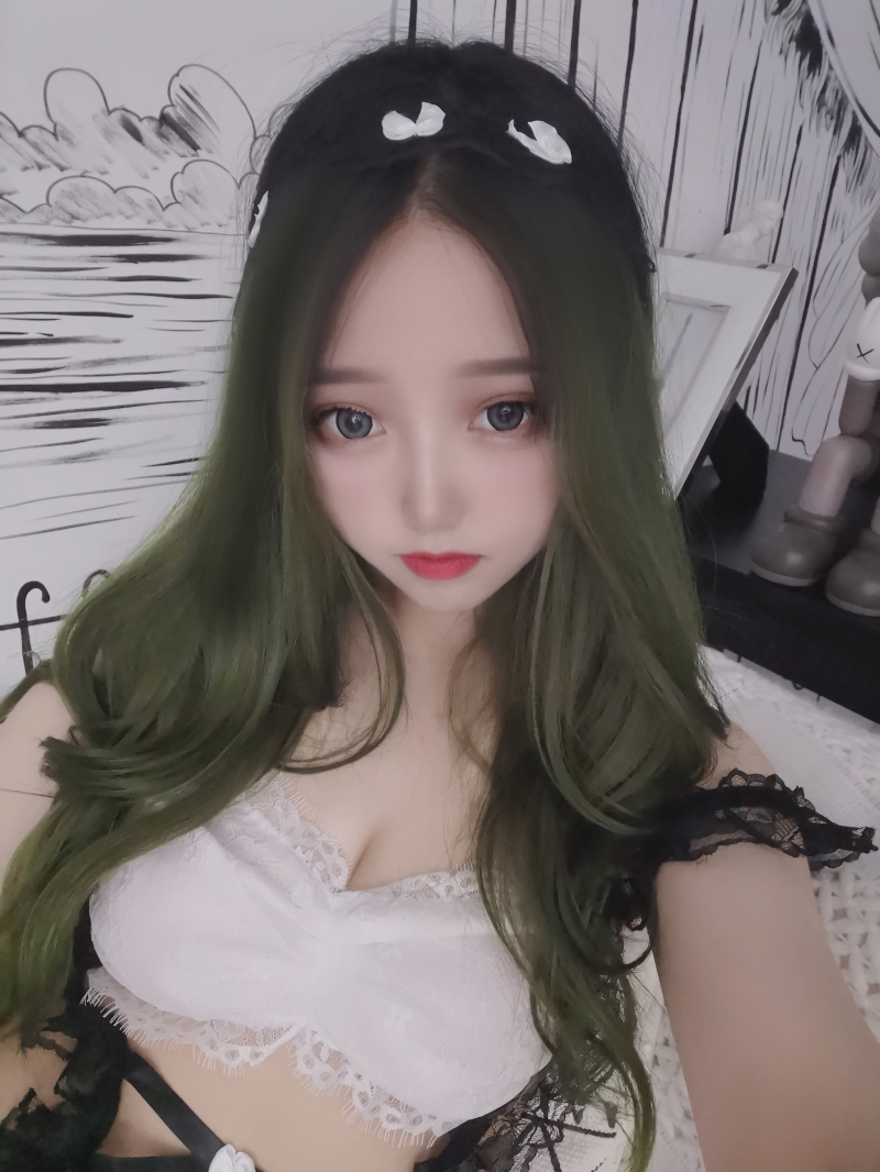 eloise软软#日常 自拍视图【177P-4V421MB】 eloise软软#日常 自拍视图【177P-4V421MB】