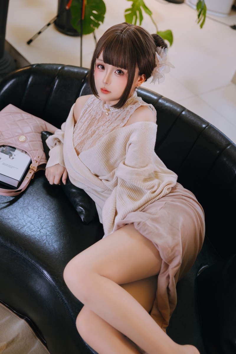 日奈娇 下属的太太【209P-8V2.08GB】 日奈娇 下属的太太【209P-8V2.08GB】