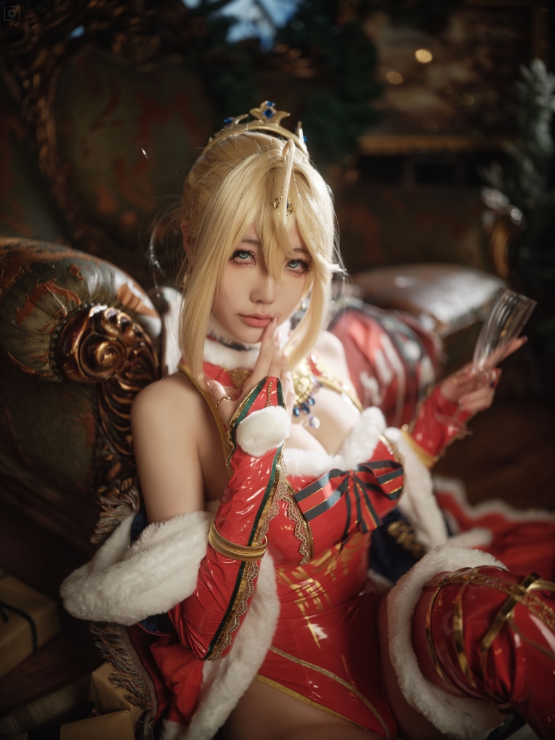 湖里狸#圣诞阿尔托莉雅【34P-22.8MB】 湖里狸#圣诞阿尔托莉雅【34P-22.8MB】