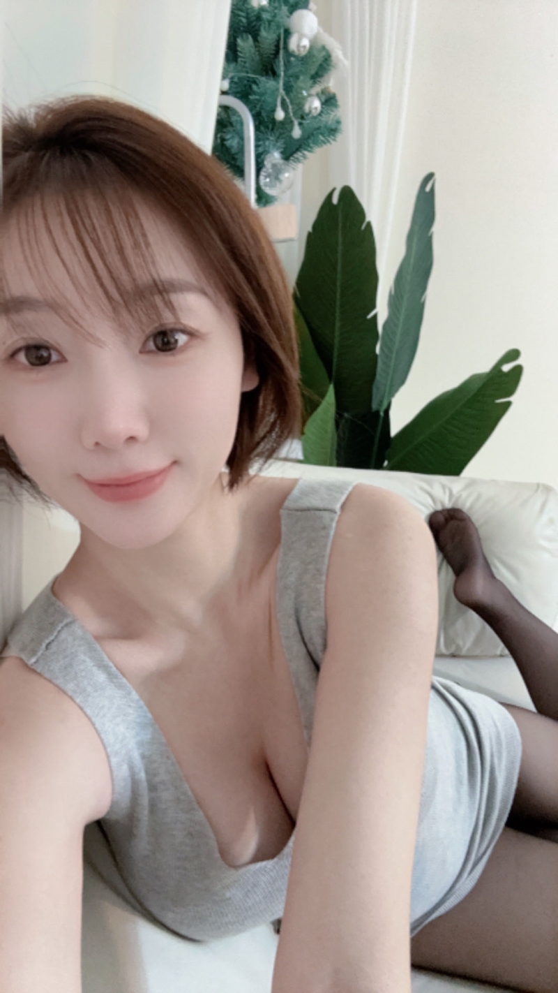 11小姨 #提督 舰长视图浮力【9P-10V-110MB】 11小姨 #提督 舰长视图浮力【9P-10V-110MB】