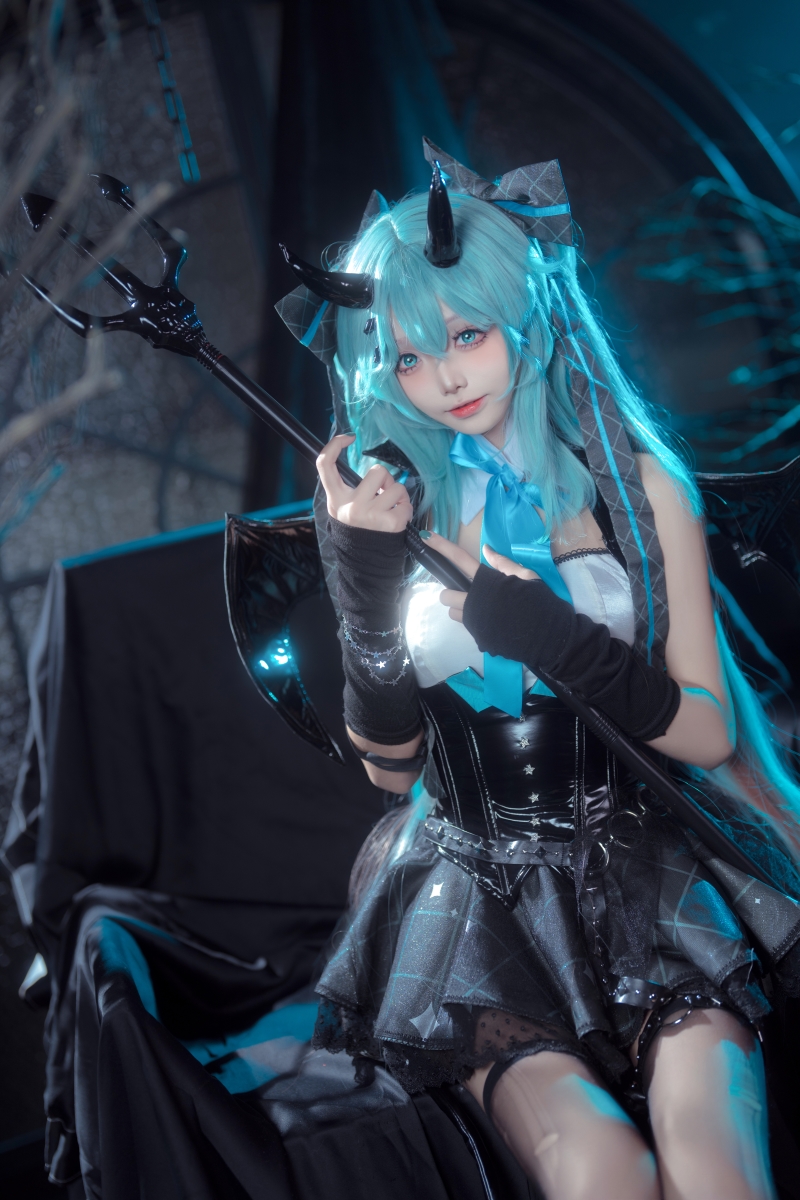 艾西Aiwest#初音小恶魔【26P-802MB】 艾西Aiwest#初音小恶魔【26P-802MB】