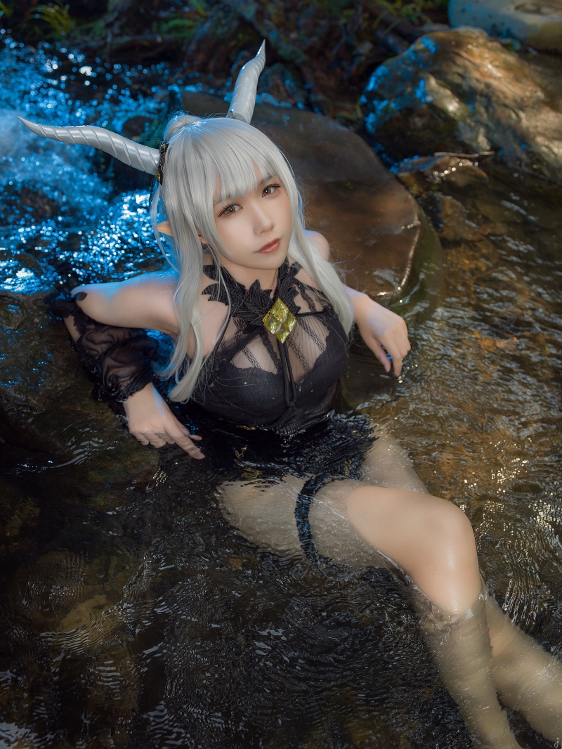 麻花酱#明日方舟 闪灵泳装【20P-254MB】 麻花酱#明日方舟 闪灵泳装【20P-254MB】