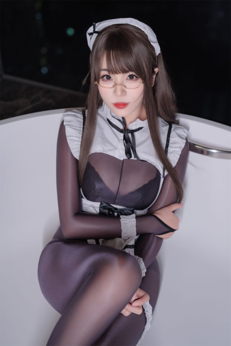 轩萧学姐#连体丝【90P-368MB】 轩萧学姐#连体丝【90P-368MB】