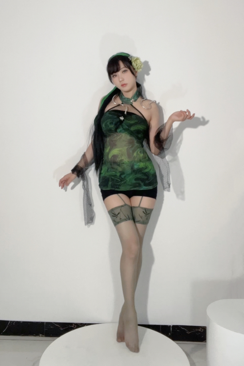 无影喵Ghost 青蛇自拍【20P-34MB】