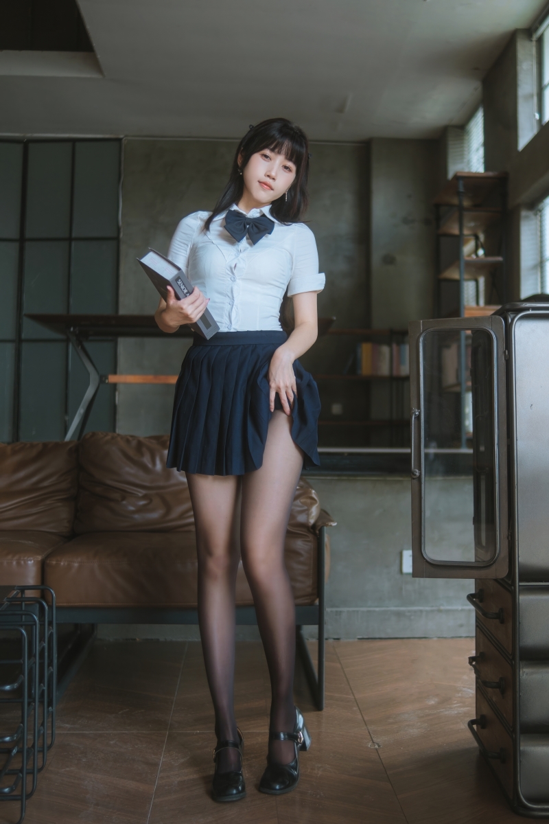 不呆猫#JK学妹户外【59P-390MB】 不呆猫#JK学妹户外【59P-390MB】