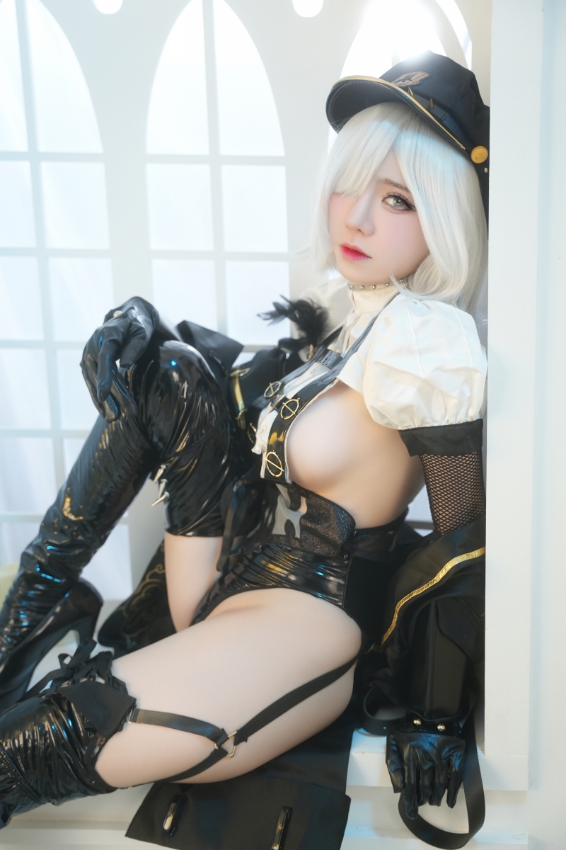 Sally Dorasnow#Officer 2B【37P-170MB】