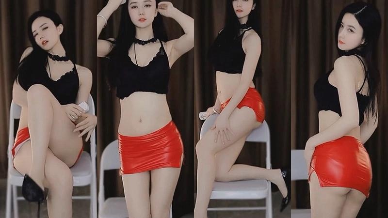 网易CC直播人气尤物芝士宝宝土豪定制跳舞4分11 网易CC直播人气尤物芝士宝宝土豪定制跳舞4分11