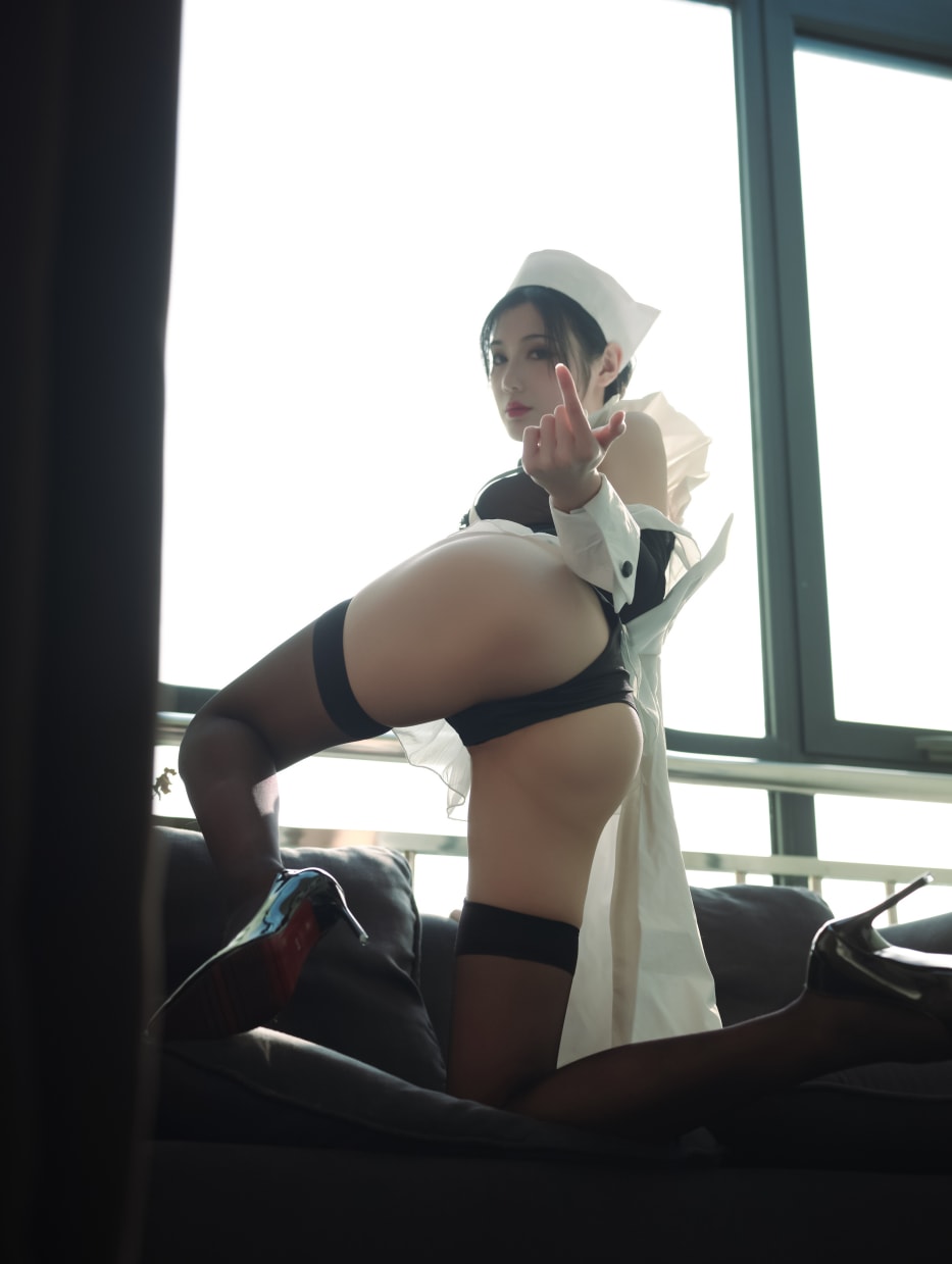 一米八的大梨子#吊带袜女仆--超赞作品！