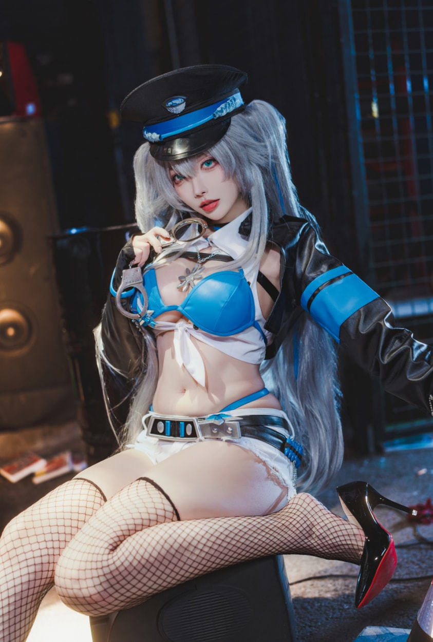 宫本桜 –#交错战线 刃齿女警--典藏作品! 宫本桜 –#交错战线 刃齿女警--典藏作品!