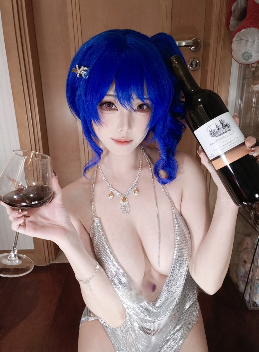 蜜汁猫裘#碧蓝航线 圣路易斯礼服自拍--典藏作品！