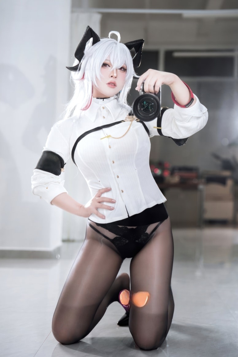 半半子#鸣潮 赞妮--必看作品！