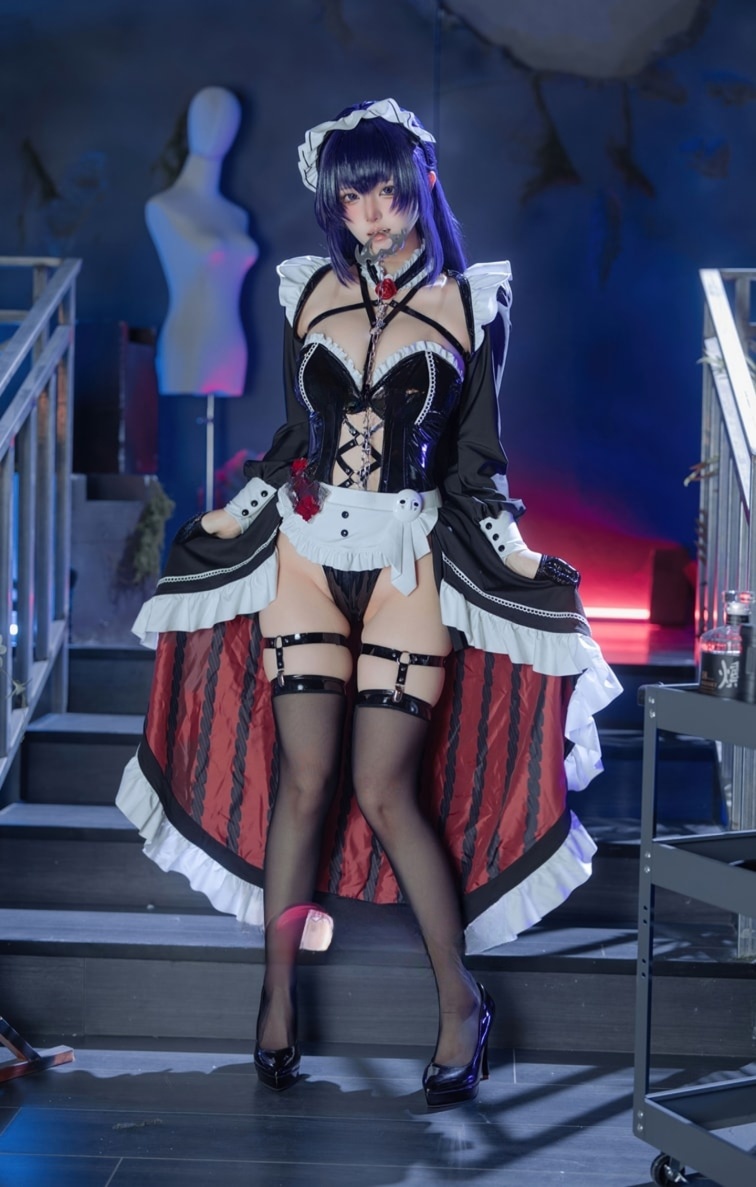 屿鱼#Nikke胜利女神 米哈拉·咖啡女仆--精美作品！