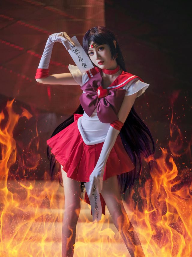 可爱与御姐范儿并存:探索coser“一米八的大梨子”的魅力 可爱与御姐范儿并存:探索coser“一米八的大梨子”的魅力