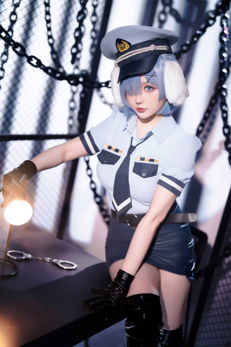 蕾姆的新姿态:探秘星之迟迟的狗耳警官COSPLAY风采 蕾姆的新姿态:探秘星之迟迟的狗耳警官COSPLAY风采