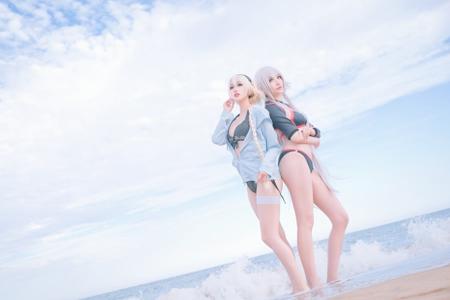 周叽是可爱兔兔竞泳