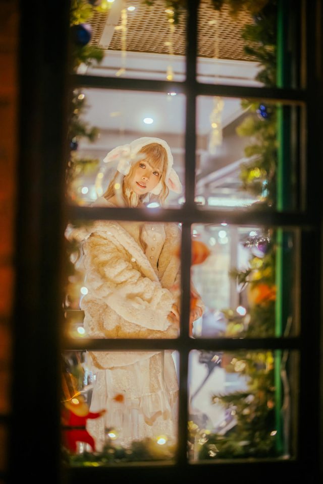 哈尔滨冬季乐园的奇妙之旅:coser ElyEE子的温馨体验 哈尔滨冬季乐园的奇妙之旅:coser ElyEE子的温馨体验