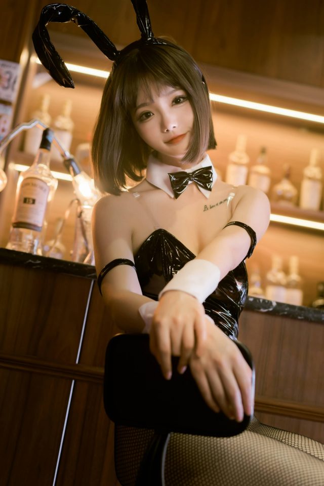 深入探索:coser桃良阿宅带你揭秘秘密交易的隐藏故事 深入探索:coser桃良阿宅带你揭秘秘密交易的隐藏故事