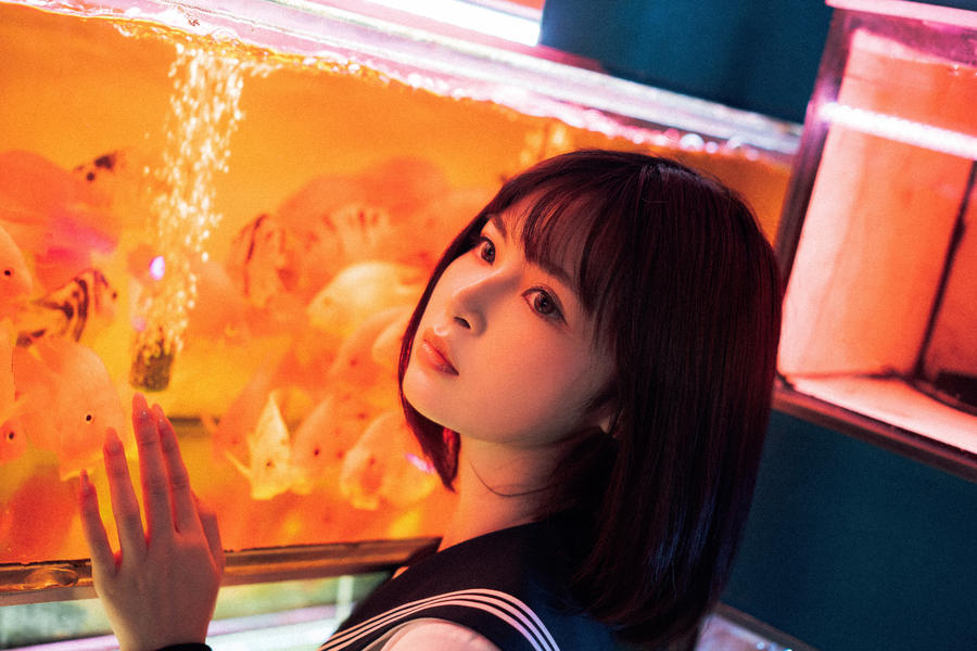 河豚抚子COS:穿越水族馆的美少女JK,镜头前的独特魅力 河豚抚子COS:穿越水族馆的美少女JK,镜头前的独特魅力