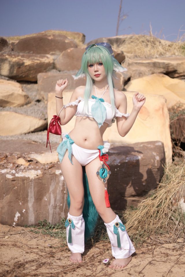 Coser Eve_Gafi化身“崩坏:星穹铁道”霍霍,性感且超级可爱 Coser Eve_Gafi化身“崩坏:星穹铁道”霍霍,性感且超级可爱