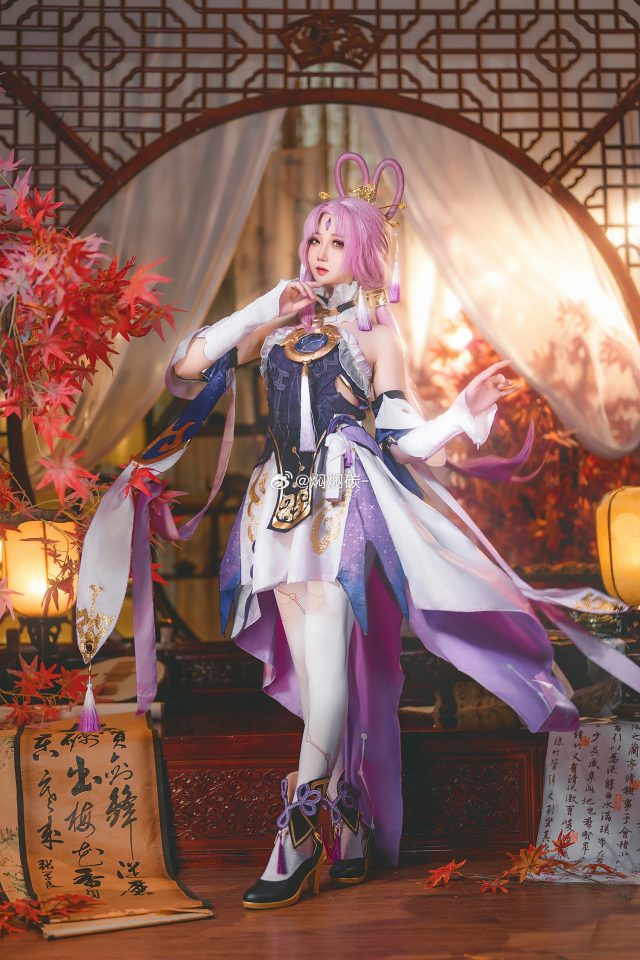 焖焖碳cos《崩坏:星穹铁道》符玄,展现了迷人的仙舟智者魅力 焖焖碳cos《崩坏:星穹铁道》符玄,展现了迷人的仙舟智者魅力