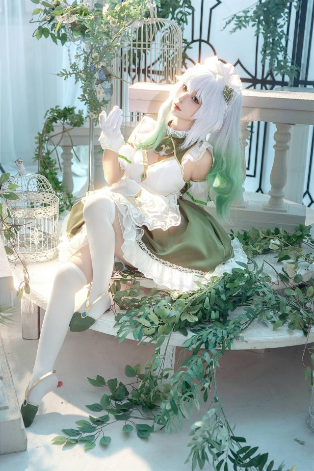 “原神”的魔幻花园:蠢沫沫古典优雅的纳西妲COSPALY “原神”的魔幻花园:蠢沫沫古典优雅的纳西妲COSPALY