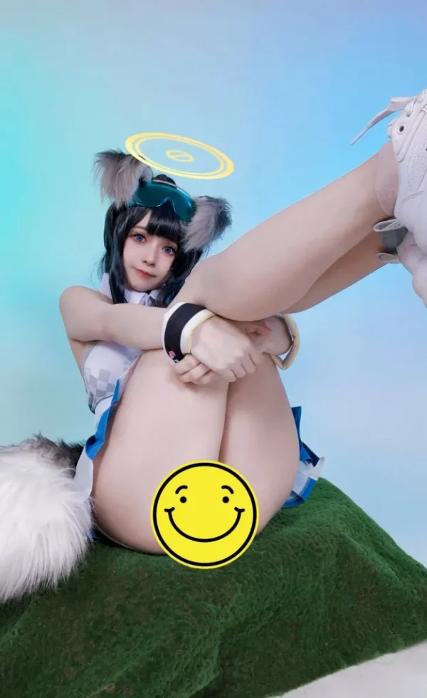 猫冢响的别样夏夜:Mirin_Shu别样的蔚蓝档案cosplay之旅