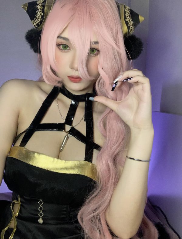 越南女游戏玩家以更个性化的版本cosplay《间谍×过家家》阿尼亚 越南女游戏玩家以更个性化的版本cosplay《间谍×过家家》阿尼亚