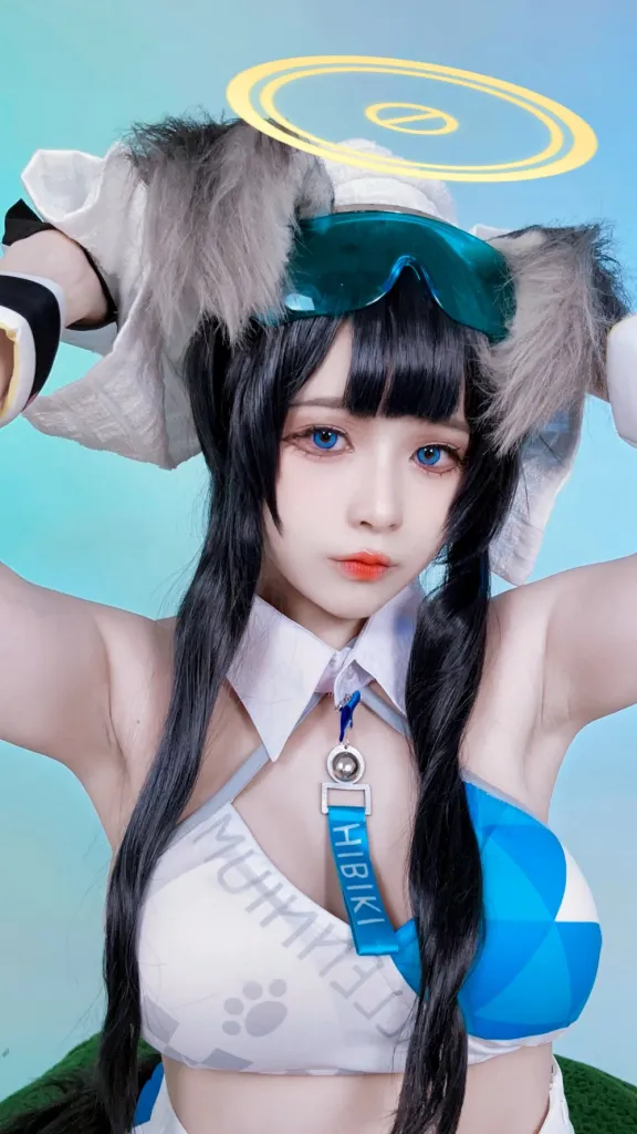 猫冢响的别样夏夜:Mirin_Shu别样的蔚蓝档案cosplay之旅